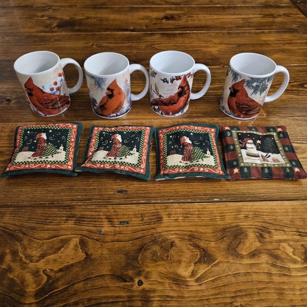 VTG Old World Christmas Cardinal Mug Set in Round Box 4 Mugs‎ 4 Fabric Coasters